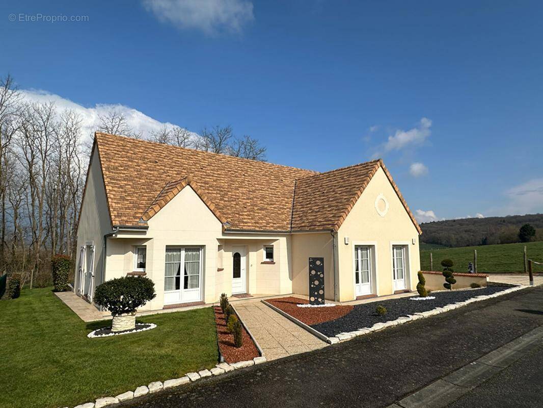 Maison à LA FERTE-BERNARD