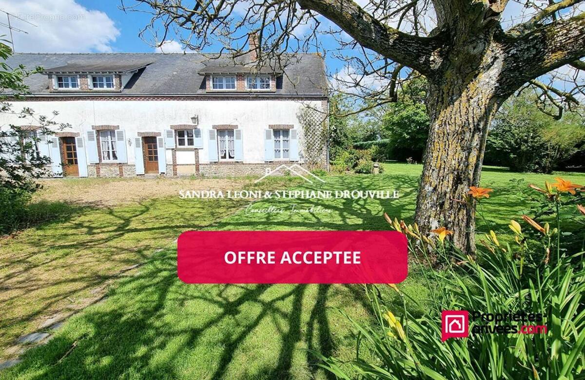 Maison à JOUY