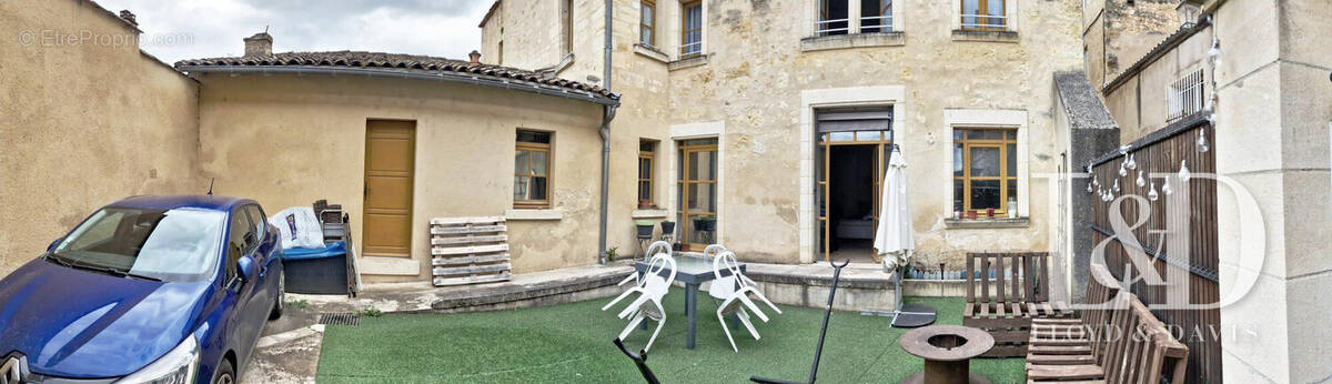 Appartement à SAINT-EMILION