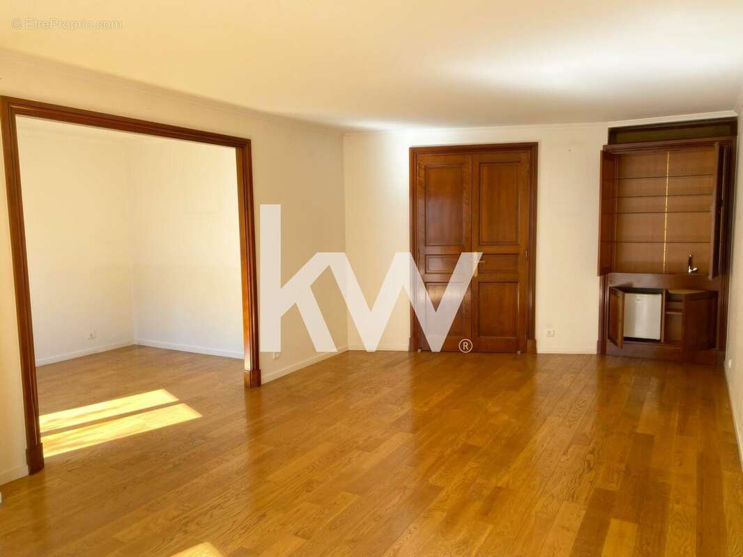 Appartement à PARIS-19E