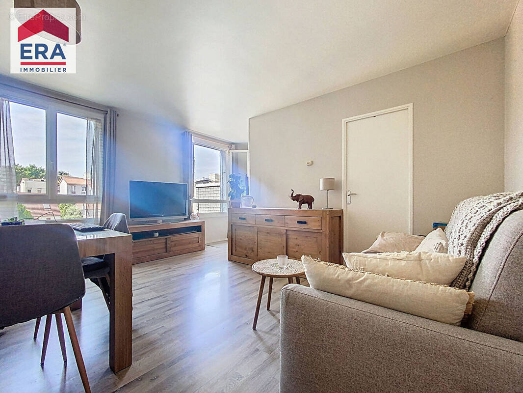 Appartement à IVRY-SUR-SEINE