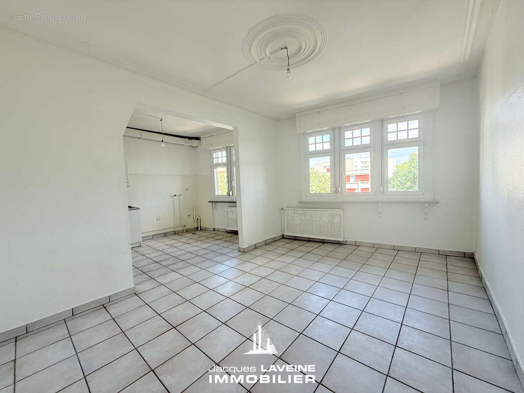 Appartement à LE BAN-SAINT-MARTIN