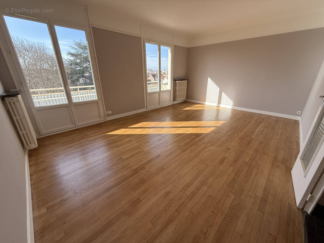 Appartement à VICHY