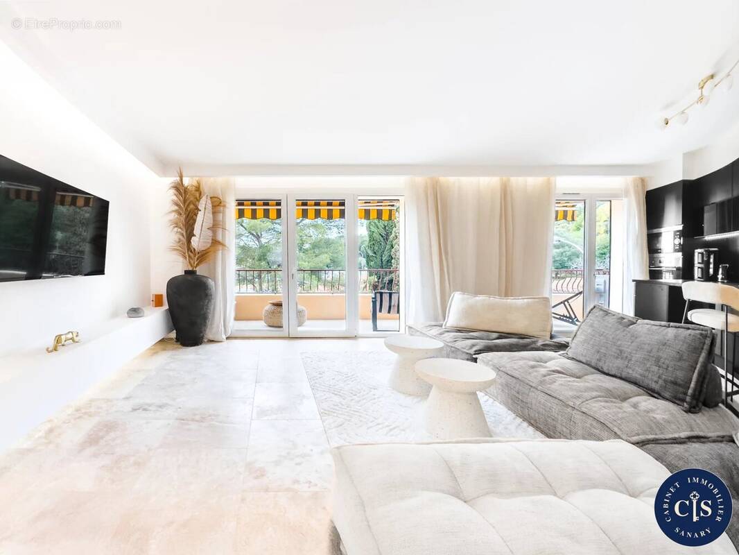 Appartement à SANARY-SUR-MER