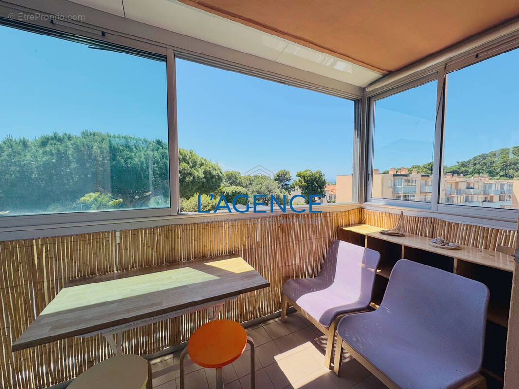 Appartement à HYERES