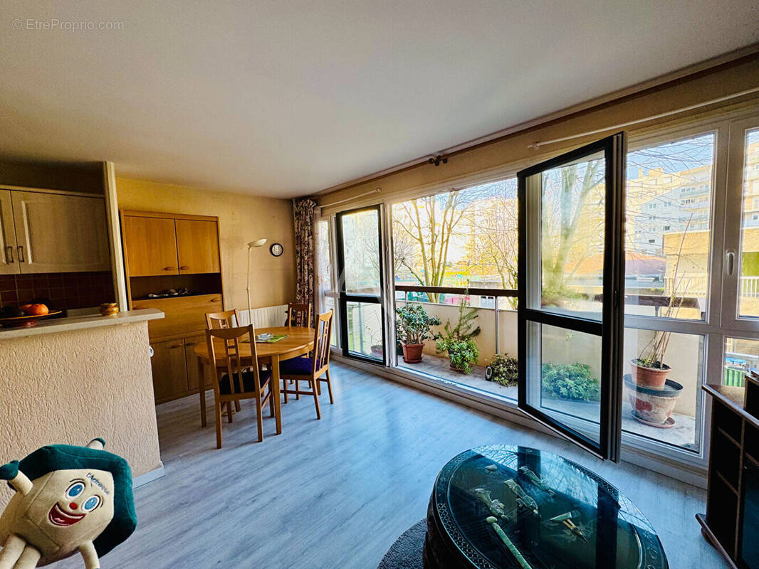 Appartement à CHOISY-LE-ROI