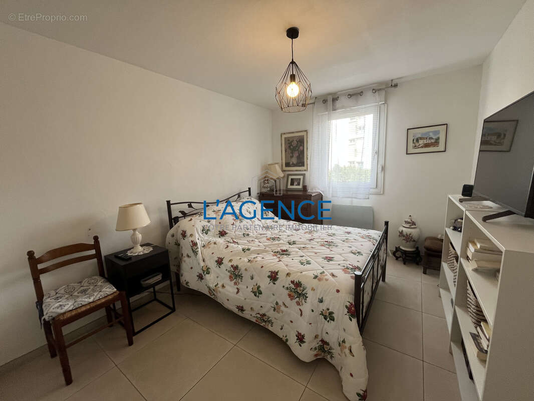 Appartement à HYERES