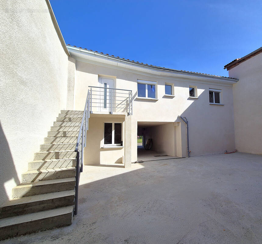 Maison à VALENCIN