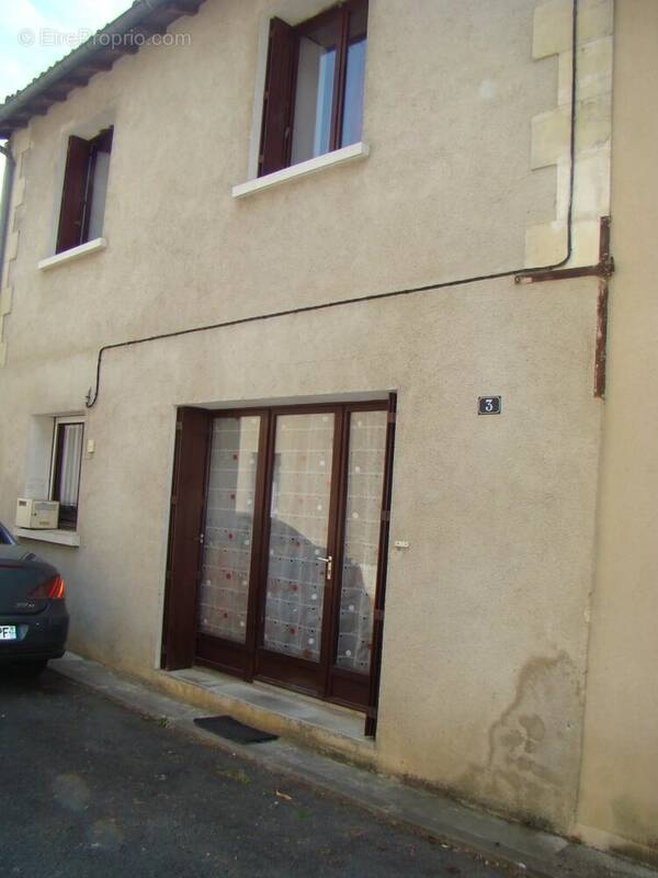 Maison à GENCAY