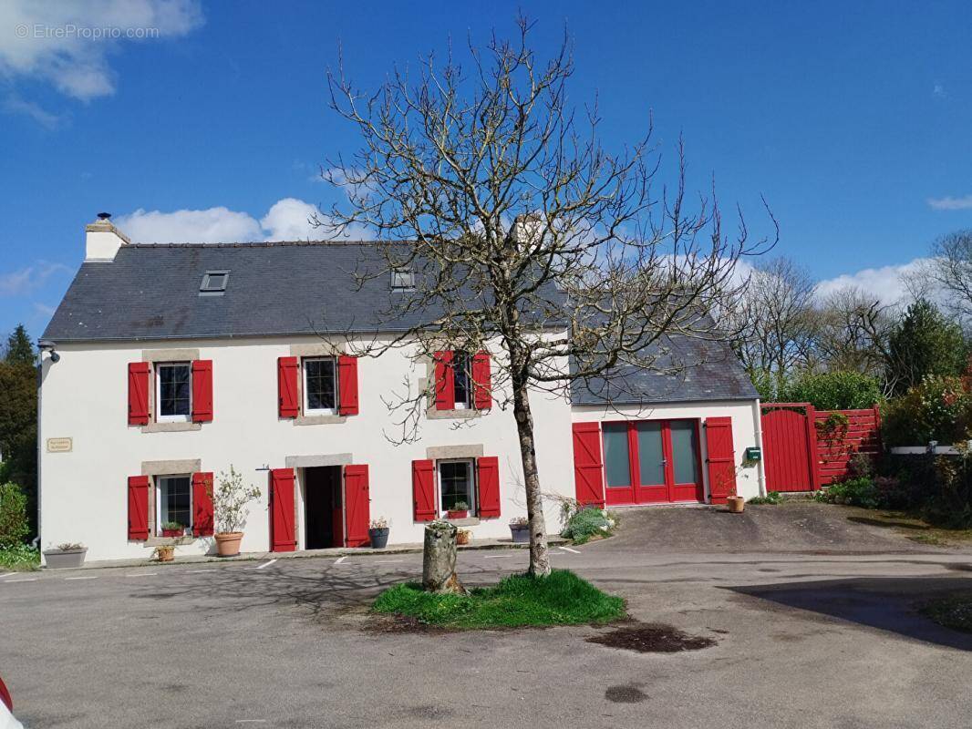 Maison à LE SAINT