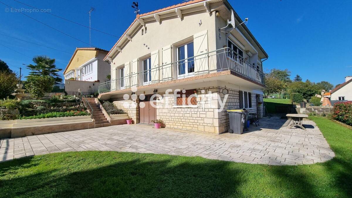 Maison à CIVRAY