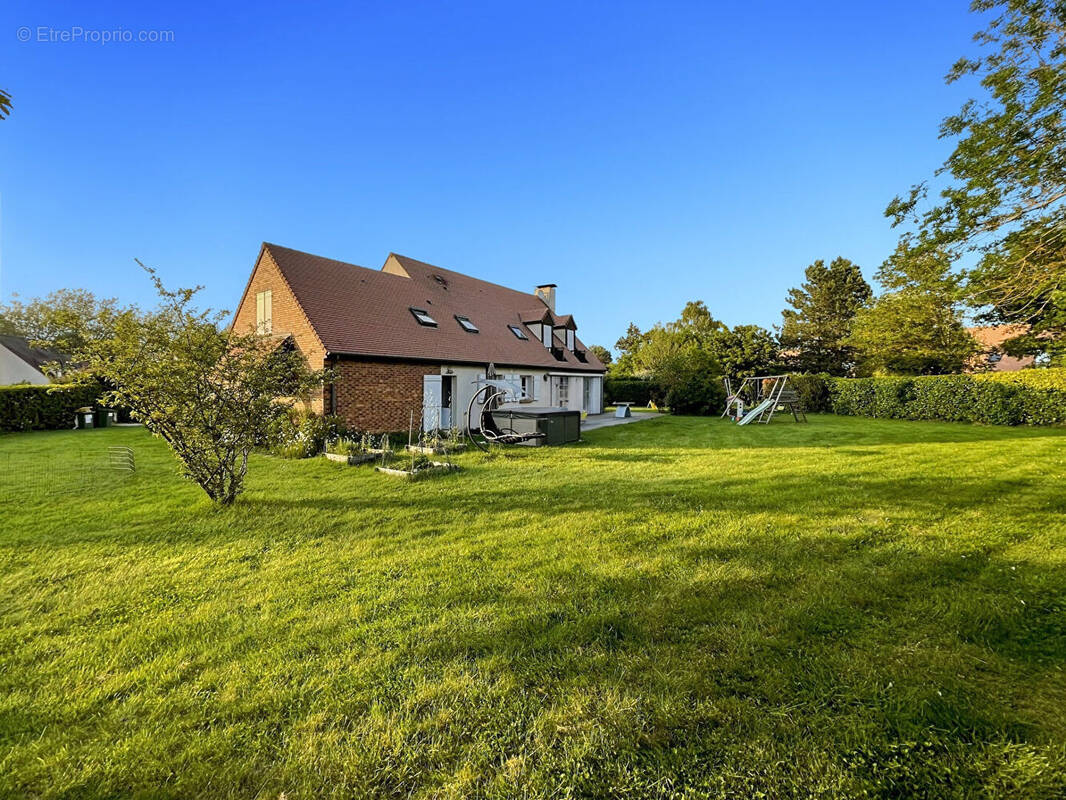 Maison à MONTFORT-L&#039;AMAURY