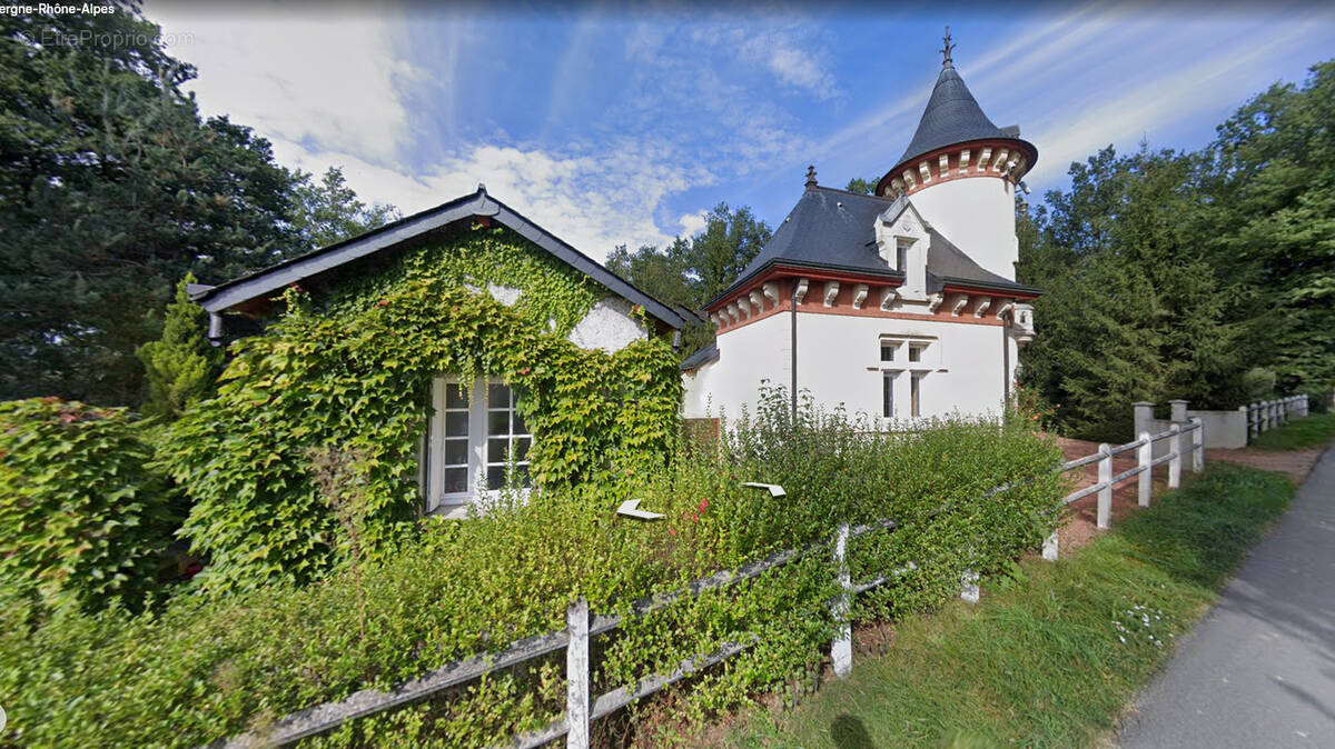 Maison à NERVIEUX