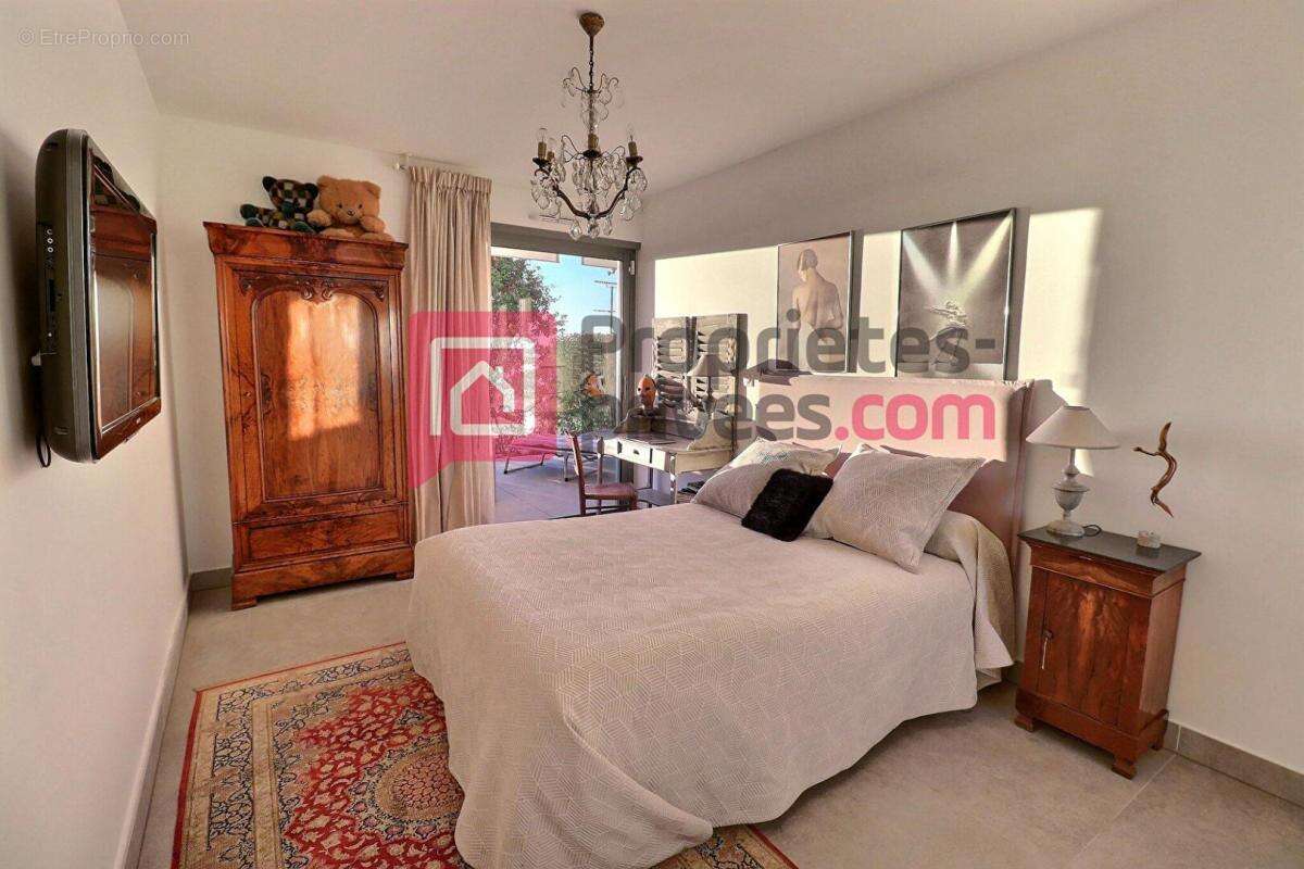 Appartement à SANARY-SUR-MER