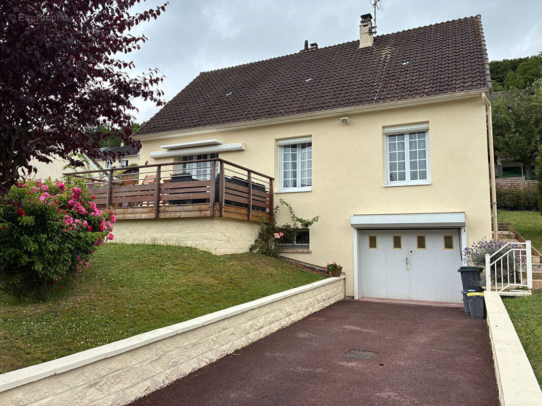Maison à LILLEBONNE