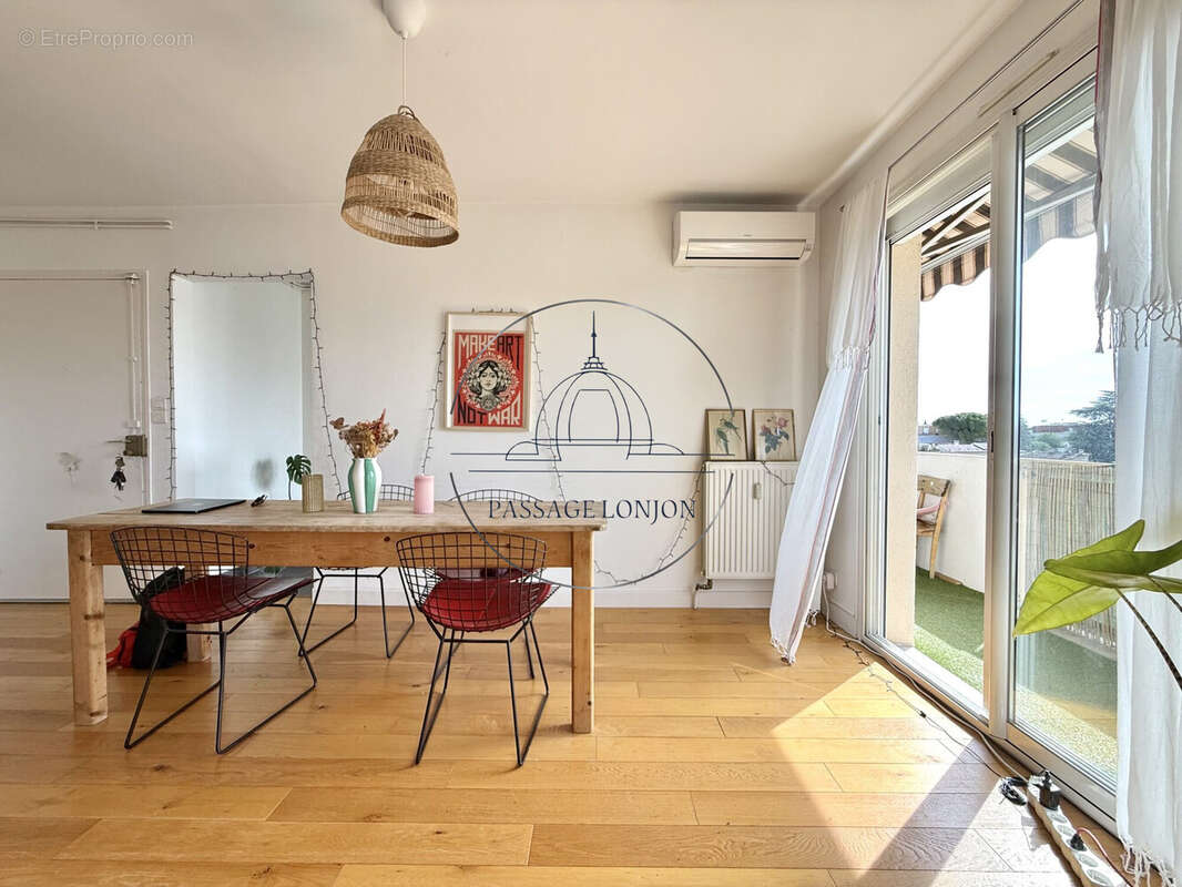 Appartement à CASTELNAU-LE-LEZ
