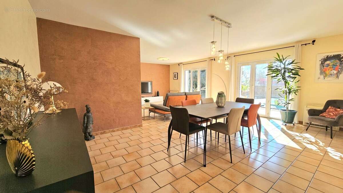 Maison à FRONTIGNAN