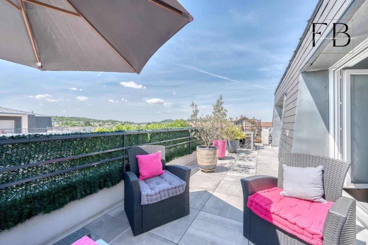 Appartement à SAINT-GRATIEN