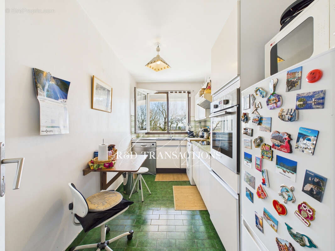 Appartement à SURESNES