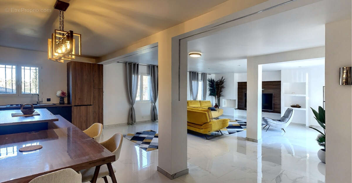 Maison à VEDENE