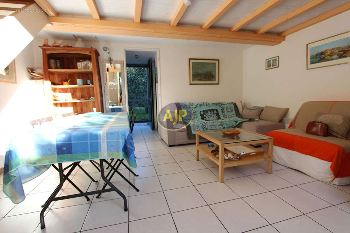 Maison à LACANAU