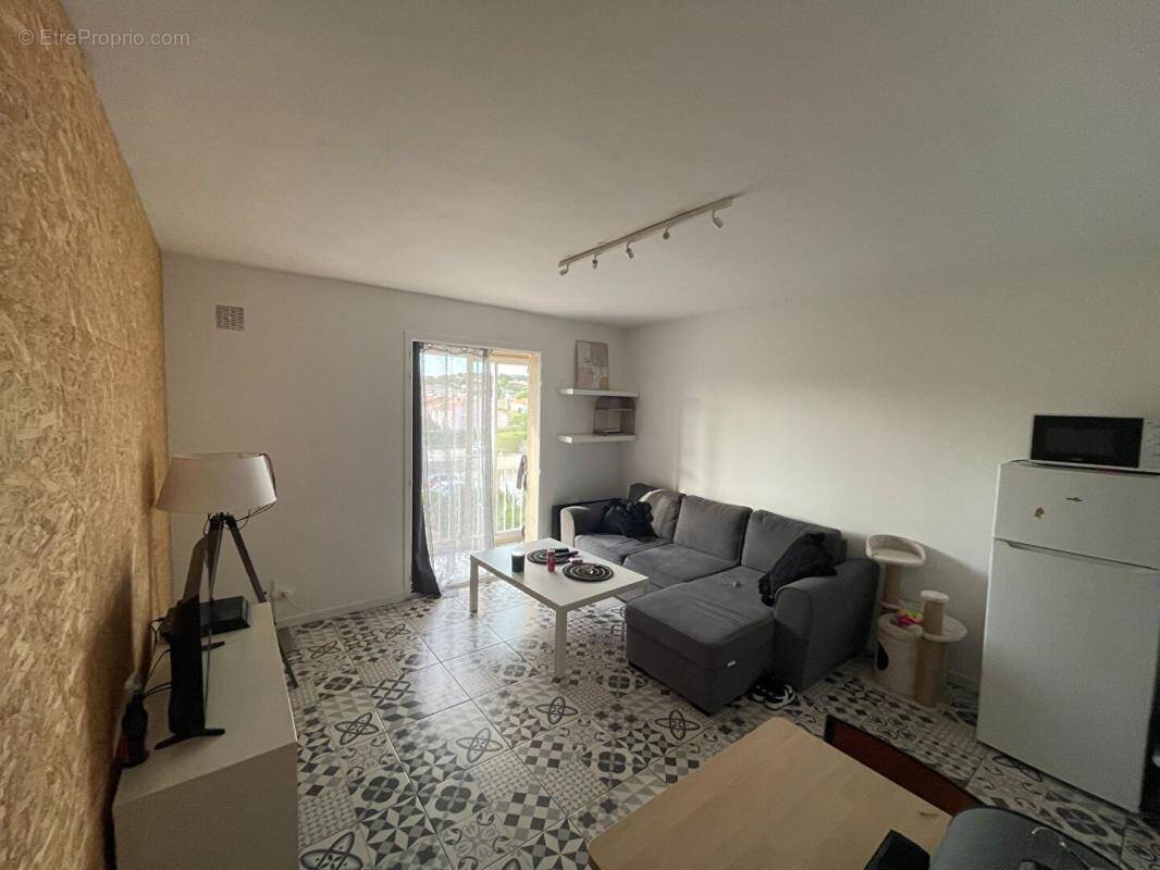 Appartement à SIX-FOURS-LES-PLAGES