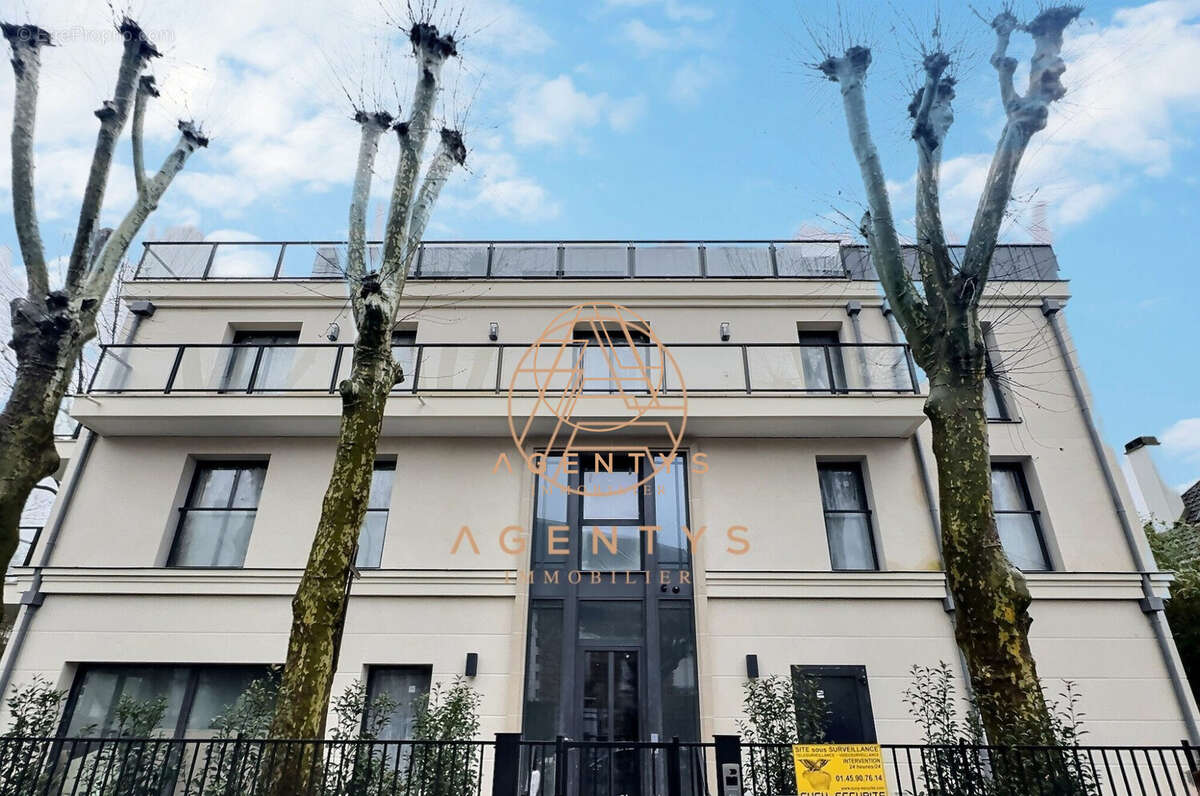 Appartement à SAINT-MAUR-DES-FOSSES