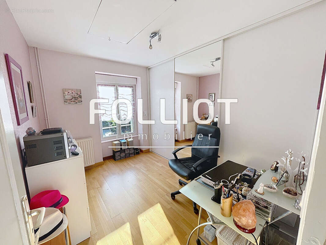 Maison à LOLIF