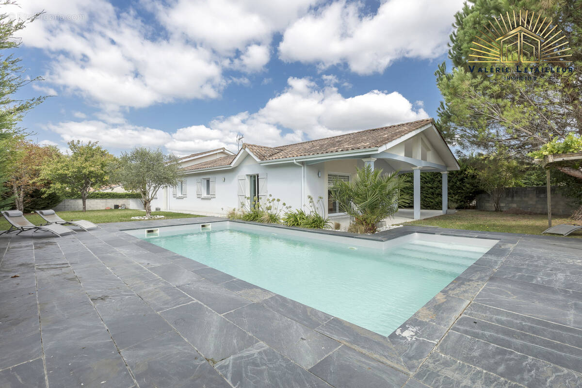 Maison à SAINT-LOUBES