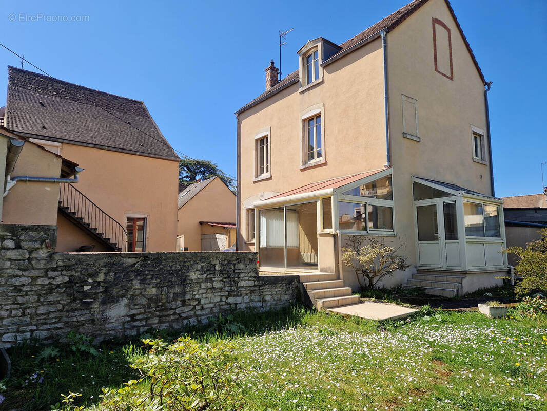 Maison à BEAUNE