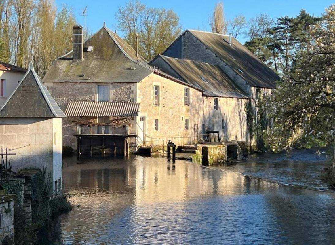 Maison à VERTEUIL-SUR-CHARENTE