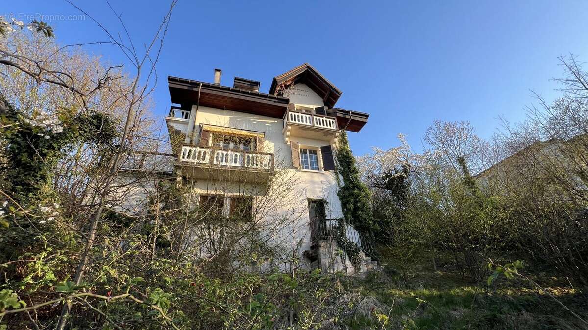 Maison à EVIAN-LES-BAINS