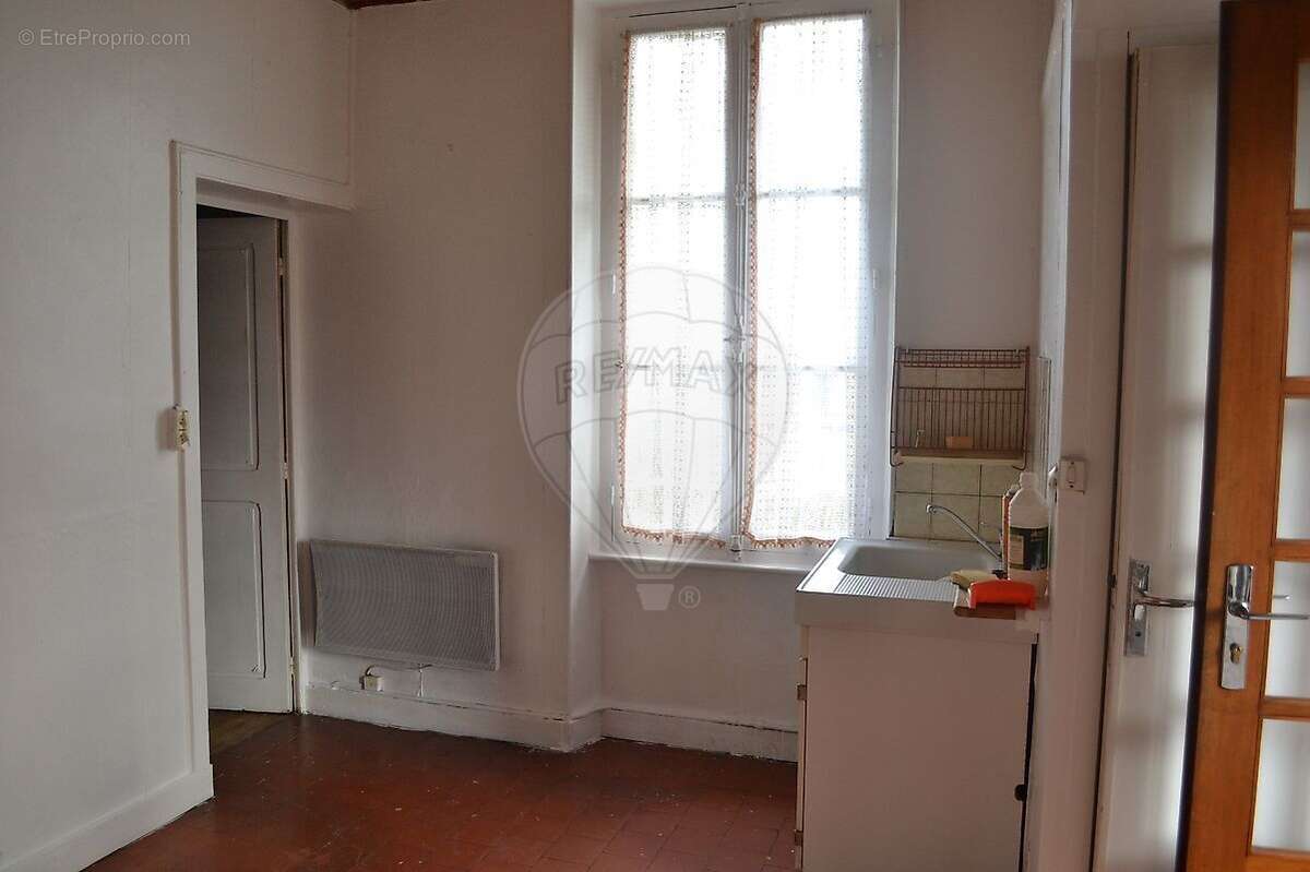 Appartement à CERCY-LA-TOUR