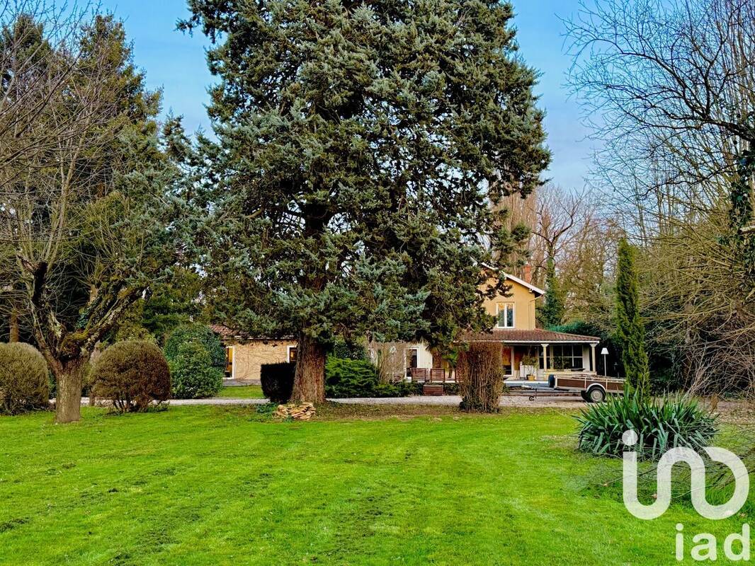 Photo 1 - Maison à LUCENAY