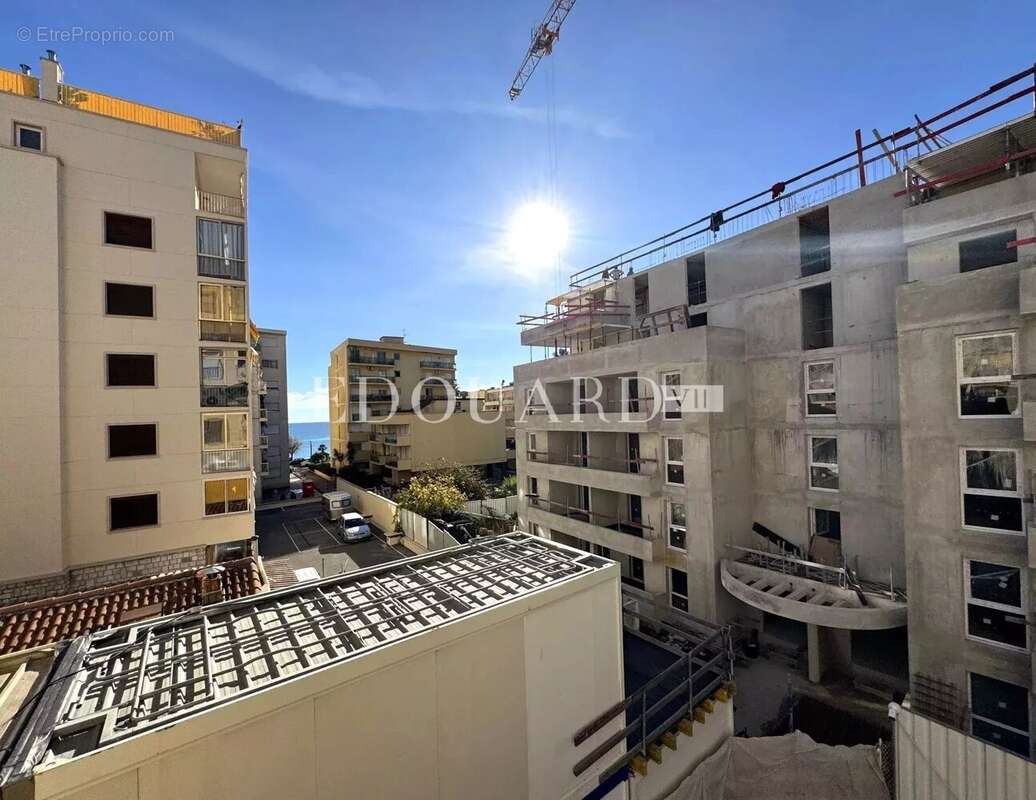 Appartement à ROQUEBRUNE-CAP-MARTIN