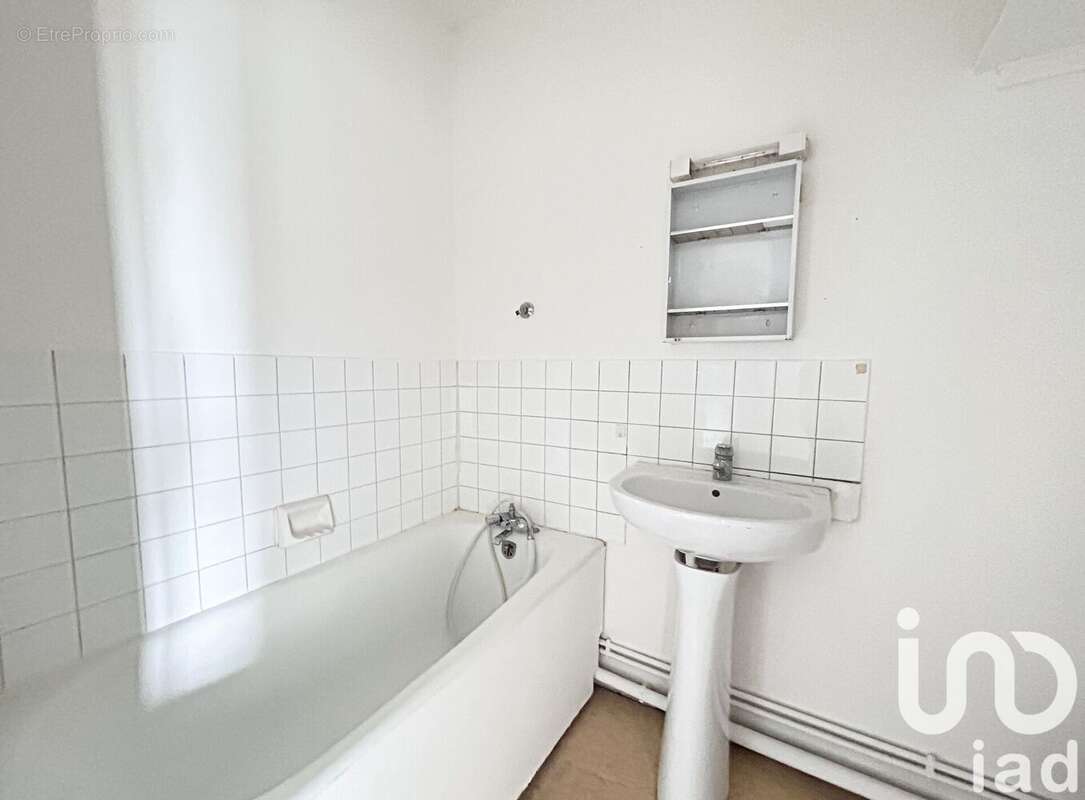 Photo 4 - Appartement à MONDEVILLE