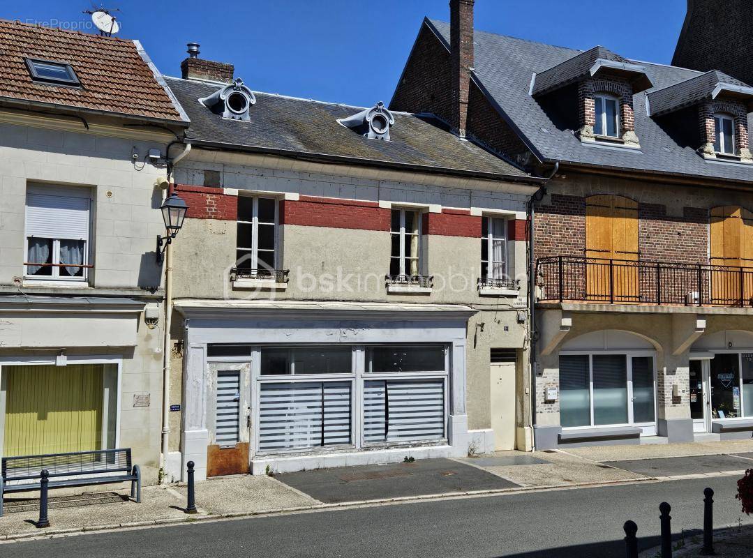 Maison à LA FERE