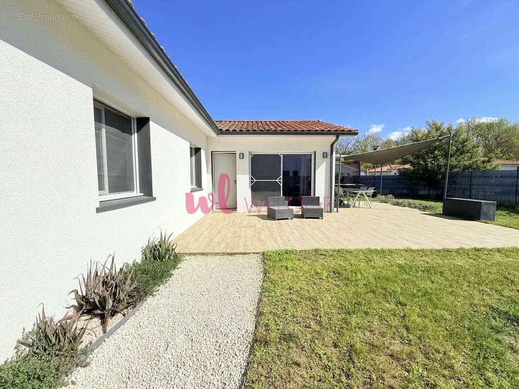 Maison à TOSSE
