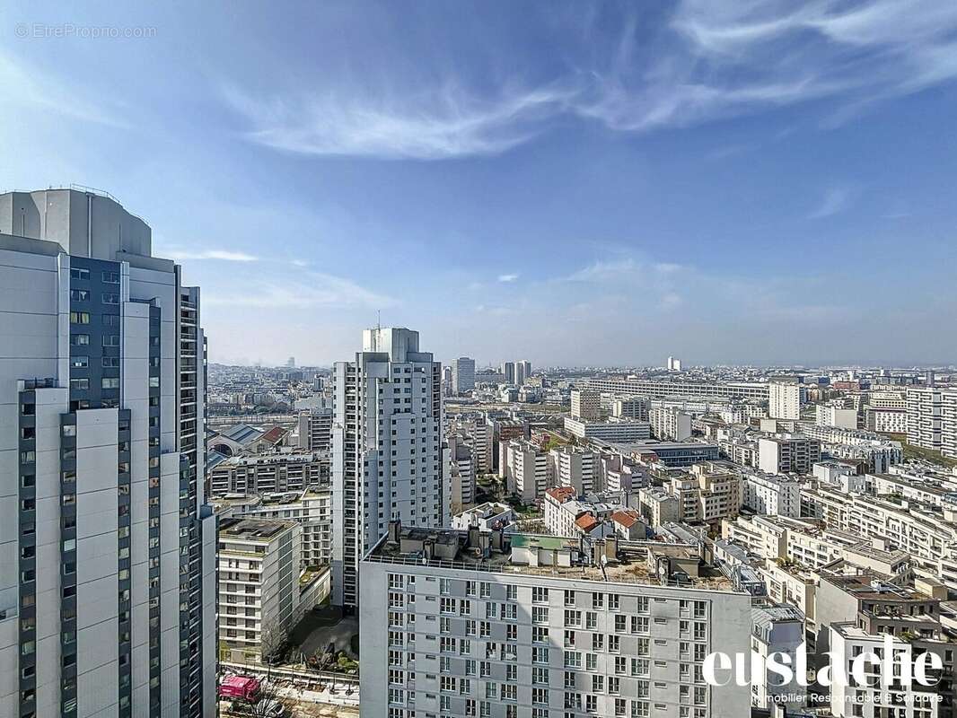 Appartement à PARIS-19E