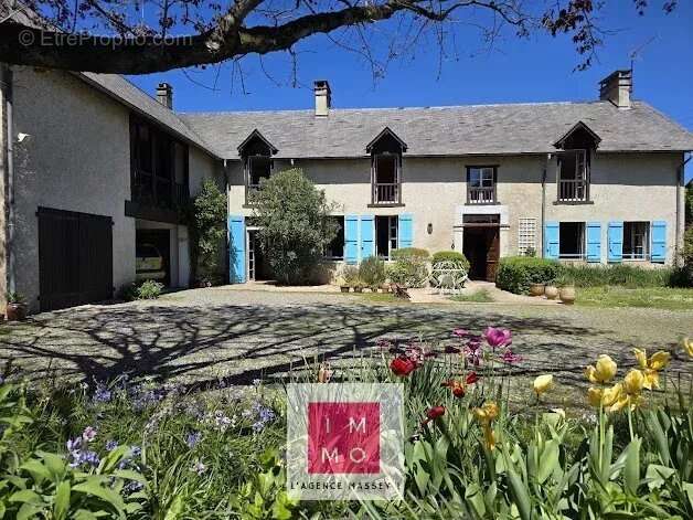 Maison à VIC-EN-BIGORRE