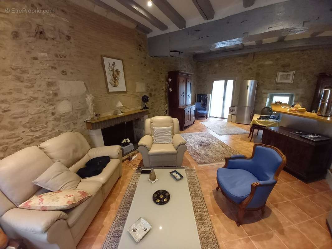 Maison à NONTRON