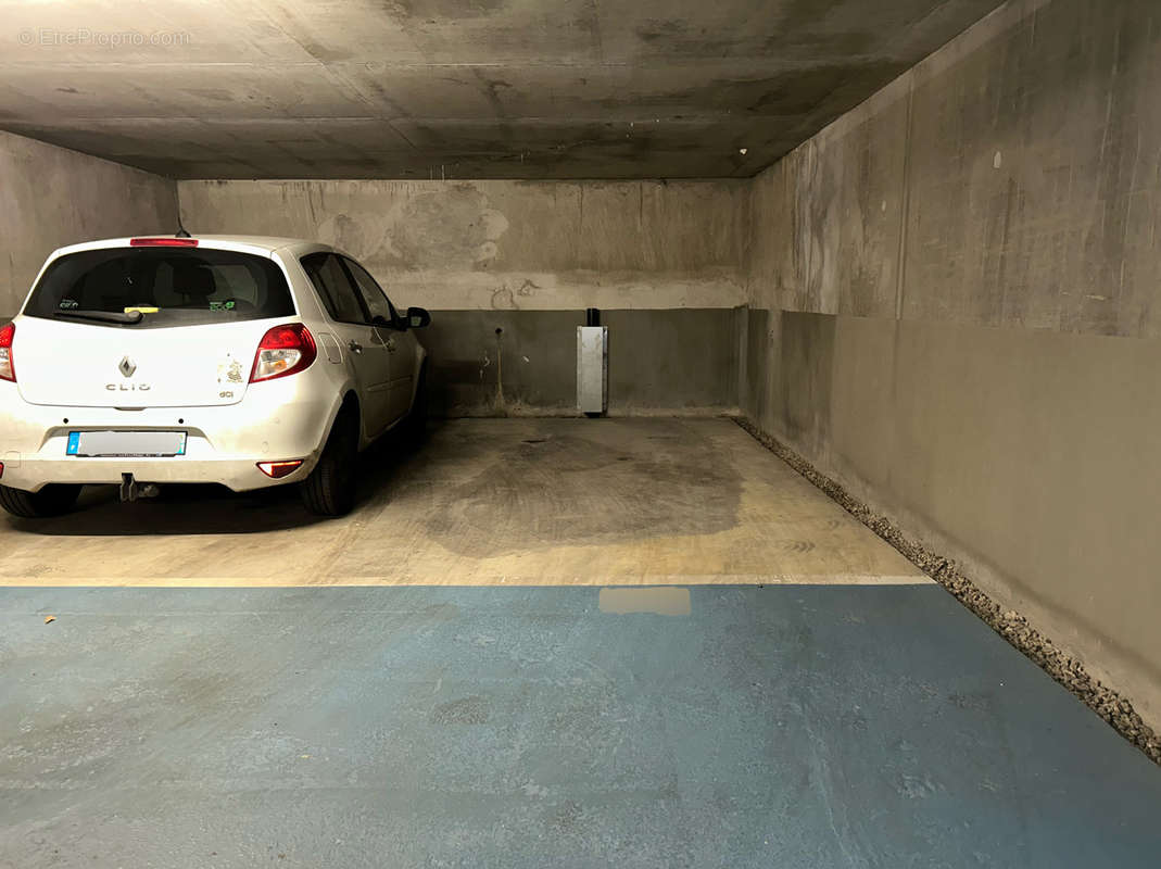 Parking à CHATILLON