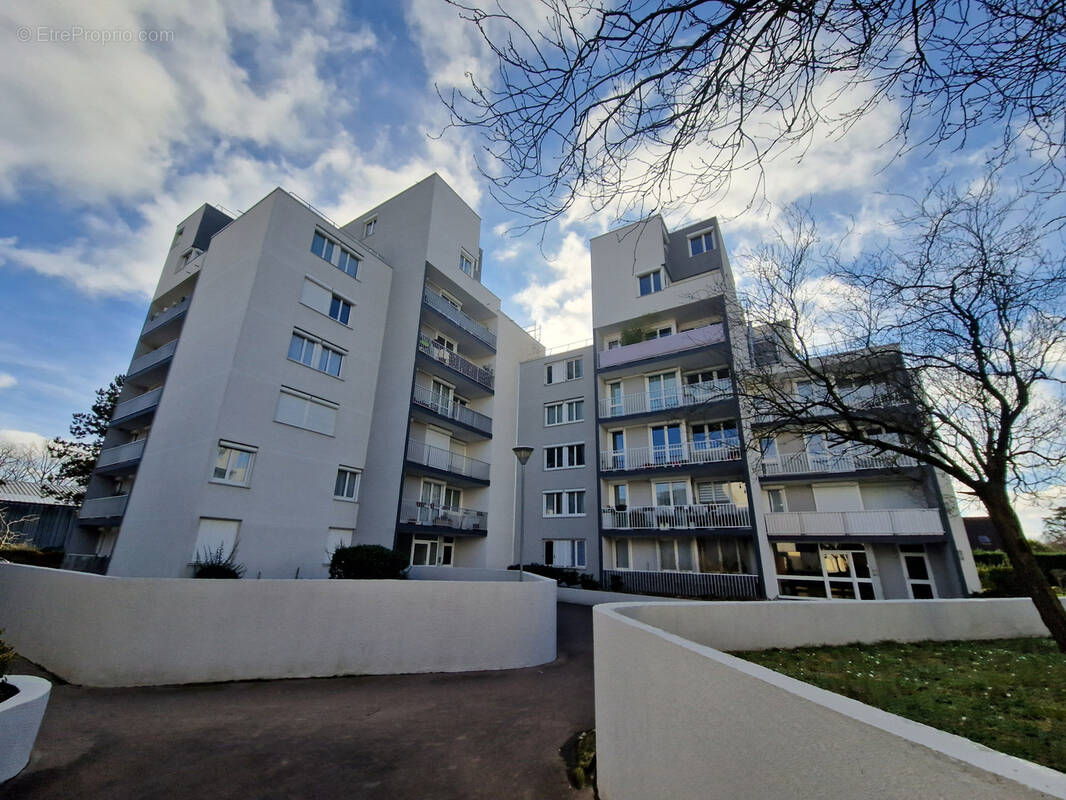 Appartement à QUINCY-SOUS-SENART
