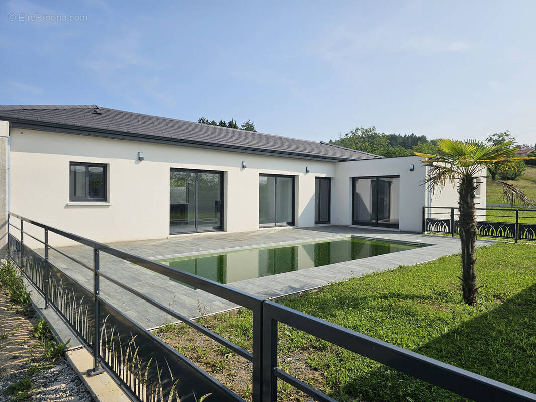 Maison à CUSSET