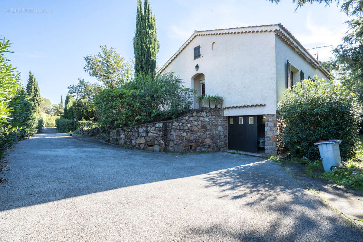 Maison à SAINT-RAPHAEL