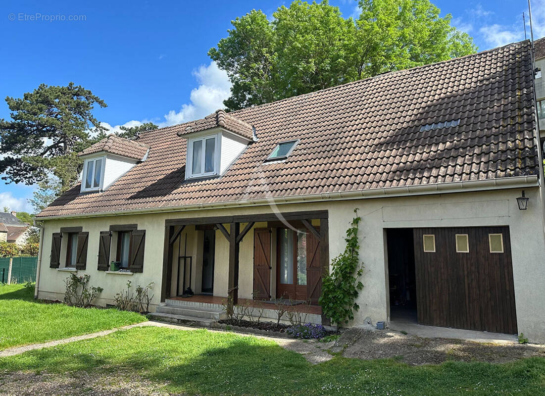 Maison à CHARS