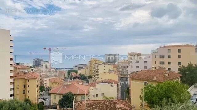 Appartement à BEAUSOLEIL
