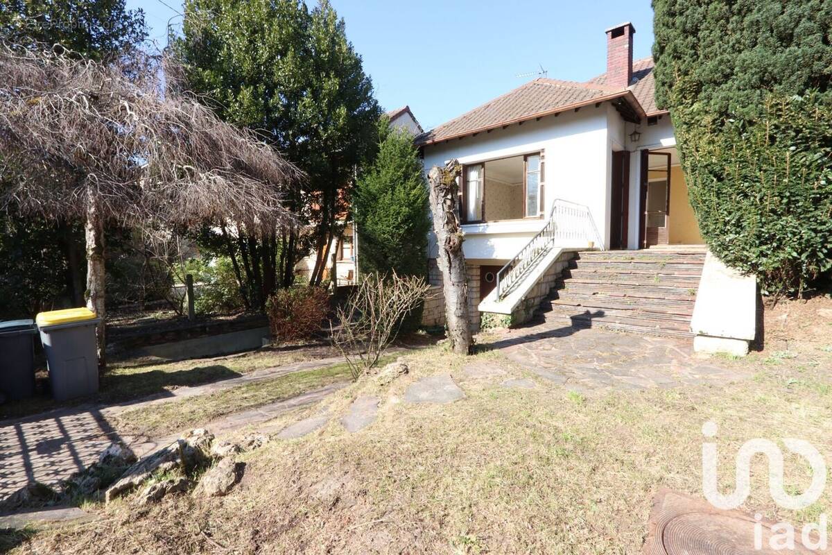 Photo 1 - Maison à VERRIERES-LE-BUISSON