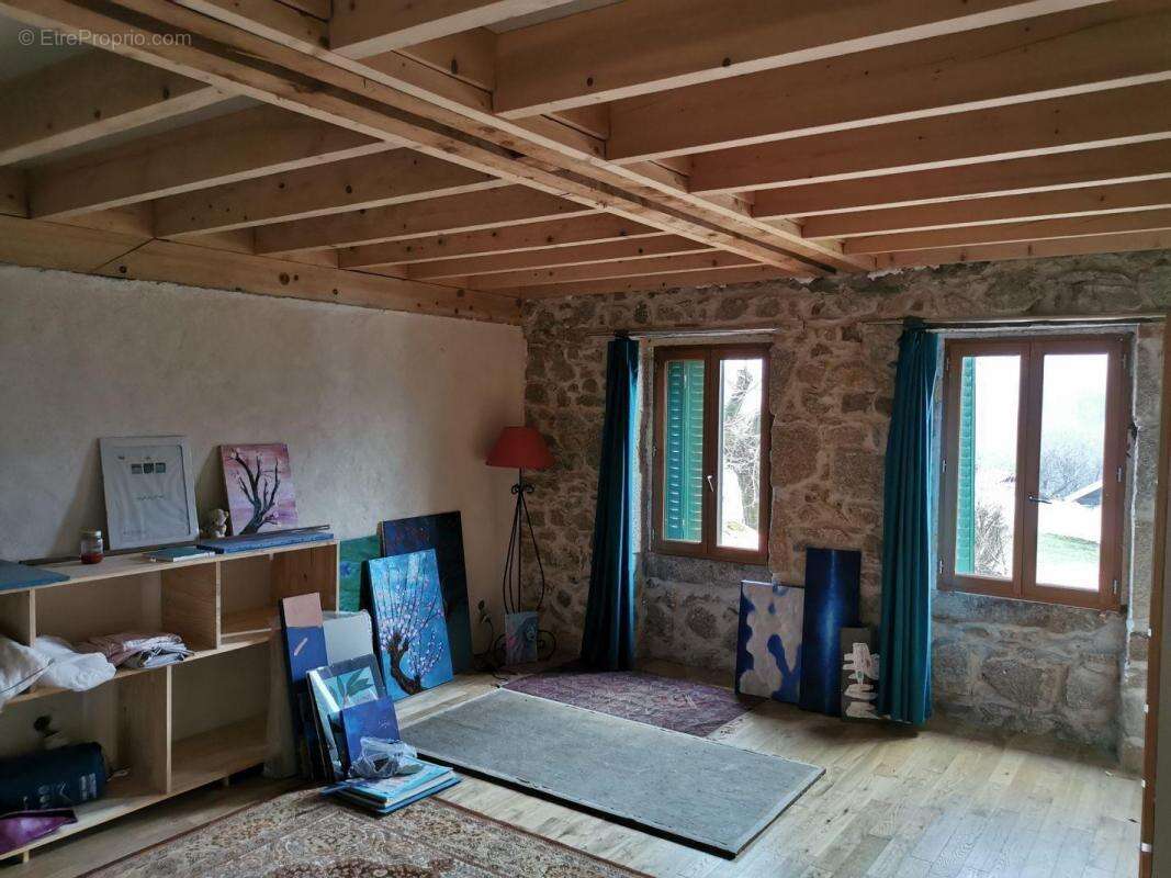 Maison à ARFEUILLES