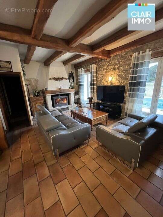 grand sejour, murs en pierre - Maison à MARTIGUES
